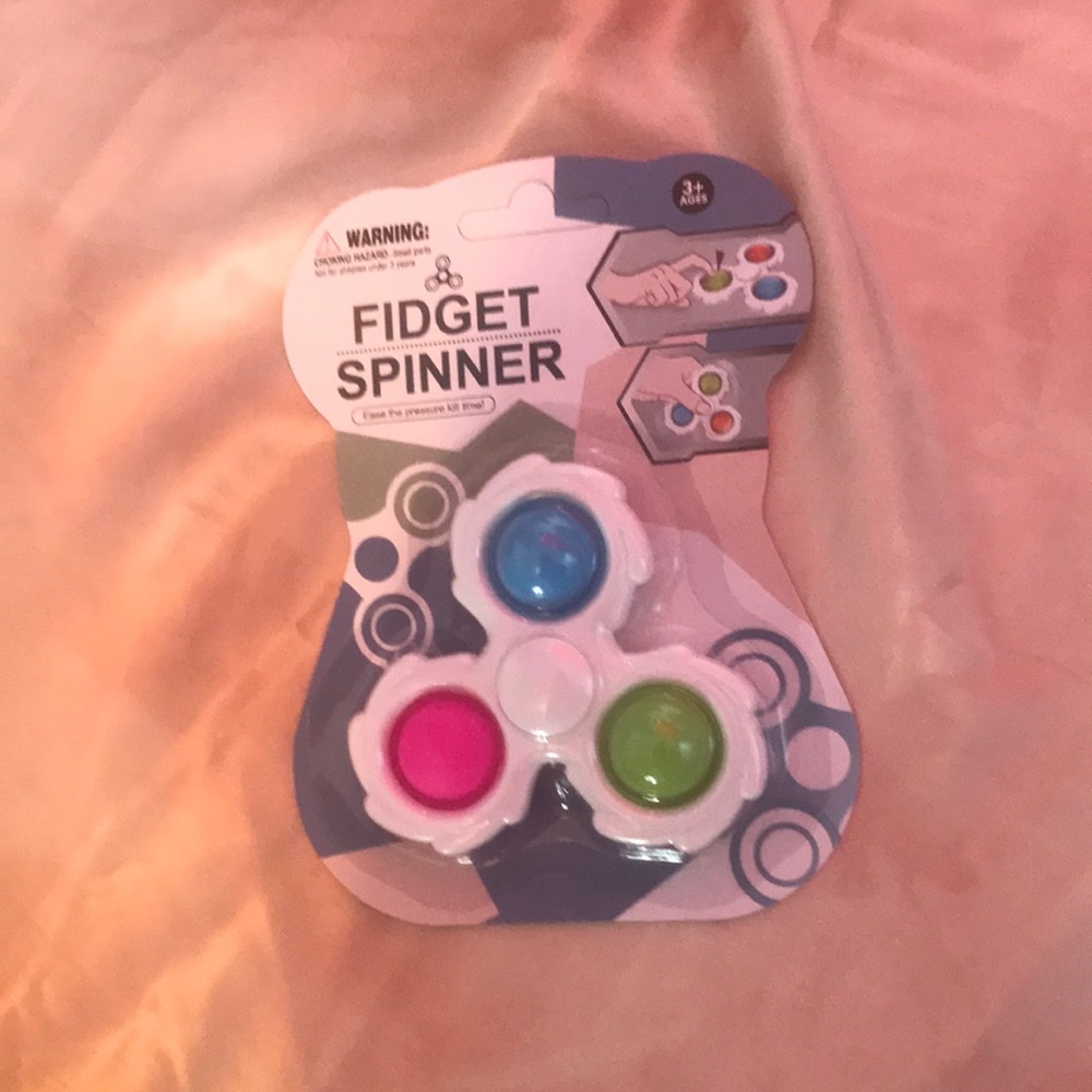 Pop it fidget spinner (only available with bundle)